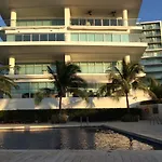 Morros Ultra\'s Best Seaview